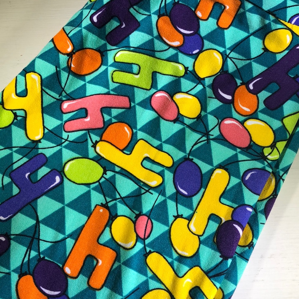 LuLaRoe anniversary 4 Balloon leggings 🎈